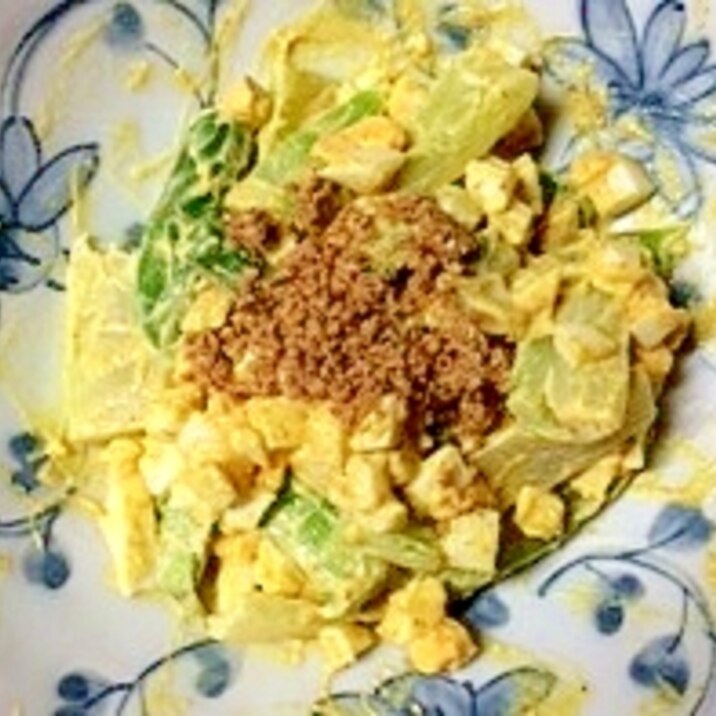 アスパラガスとゆで玉子のカレー風味和え